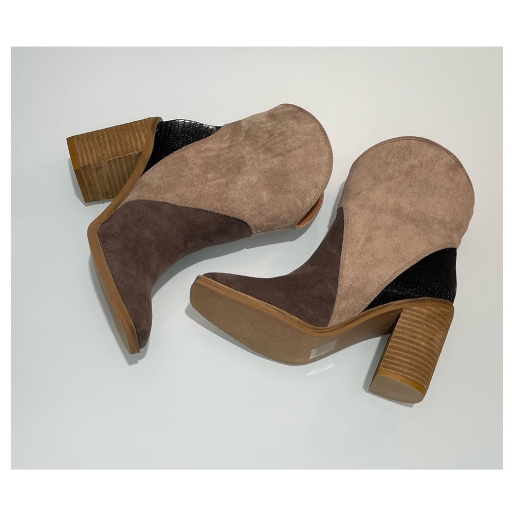 Ava Color Block Tri-Tone Bootie - Picture 8 of 13